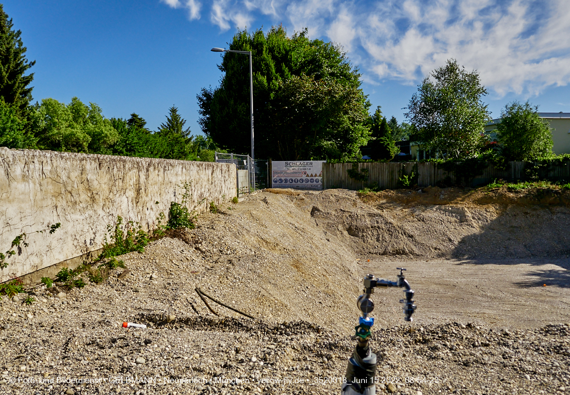 15.06.2022 - Baugrube an der Niederalmstraße 16